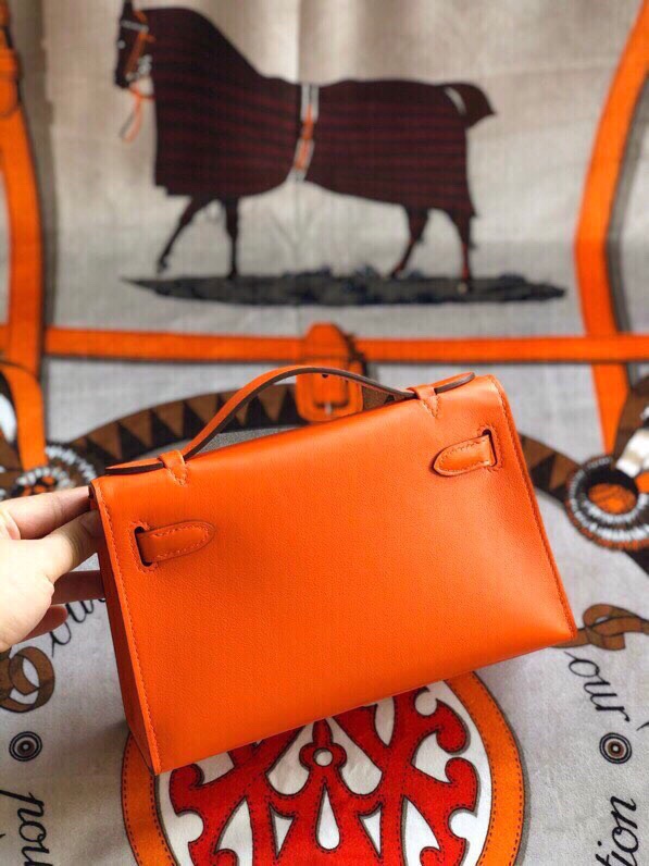 에르메스 미니 켈리백22 오렌지 은장 스위프트